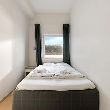 3br Sorengkaia Waterfront W Balcony Lejlighed *