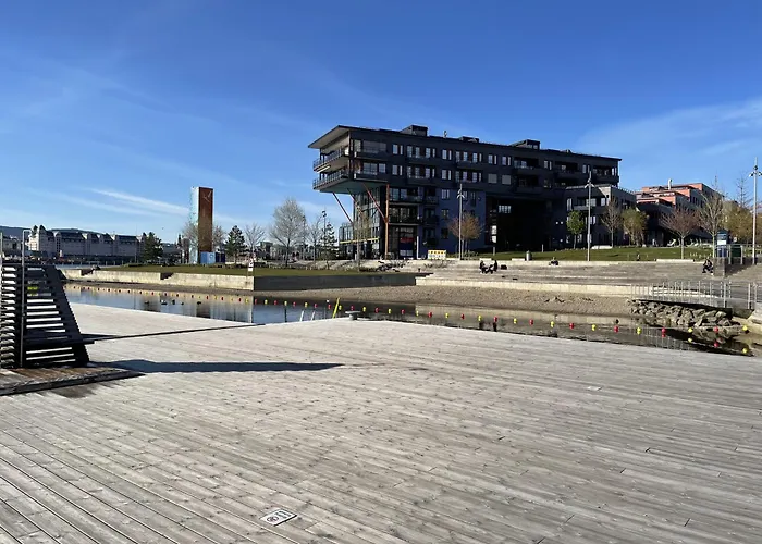 Appartement 3br Sorengkaia Waterfront W Balcony *