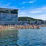 3br Sorengkaia Waterfront W Balcony